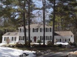 7 Heather Ln, Amherst, NH 03031
