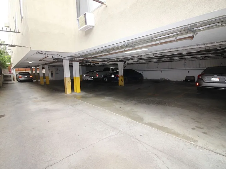 2515 Ocean View Ave — Photo 17