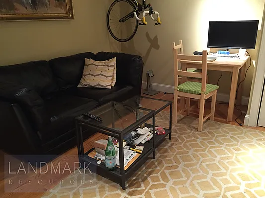 Rented by Landmark Resources | media 29