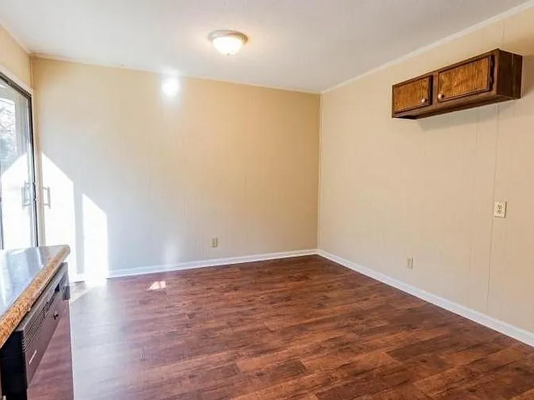 308 Crisman St — Photo 15