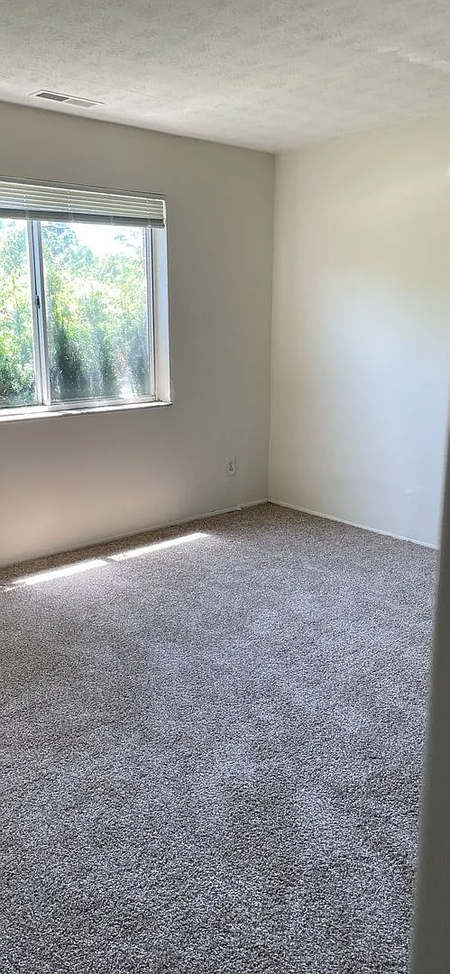 2789 Queen City Avenue — Photo 1
