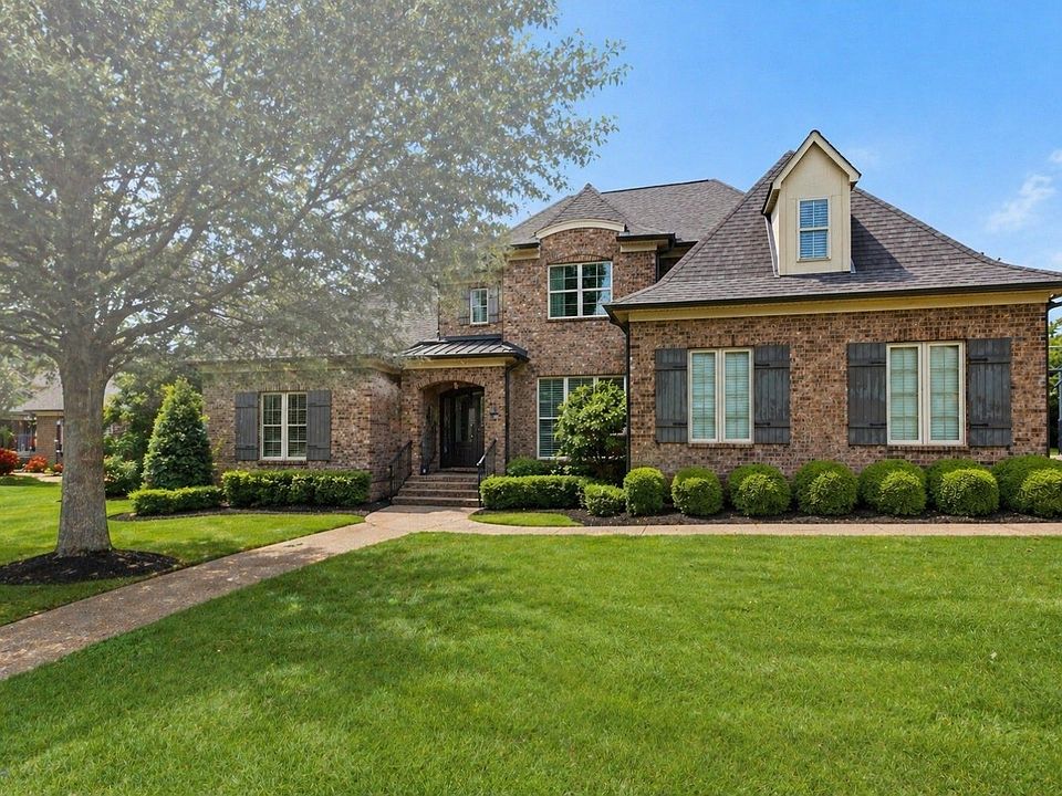 1st image of 3208 Appian Way