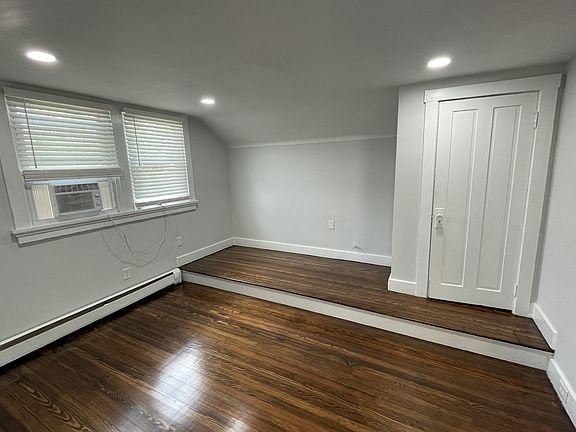 2nd image of 2343 Park Ave #G