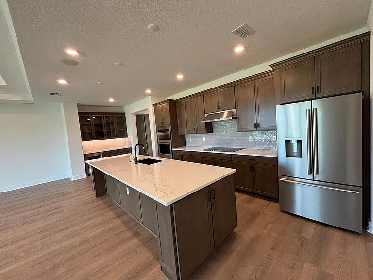 6360 SW 82nd Ter — Photo 10