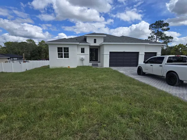 12106 Everglades Kite Rd, Weeki Wachee, FL 34614