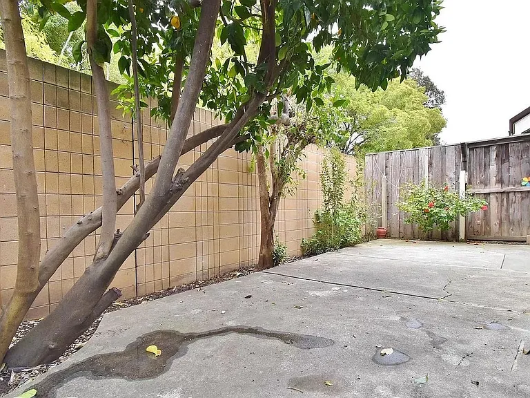4074 Twin Peaks Ter — Photo 14