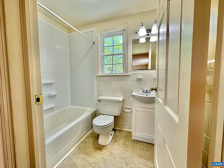 2278 Hansens Mountain Rd — Photo 22