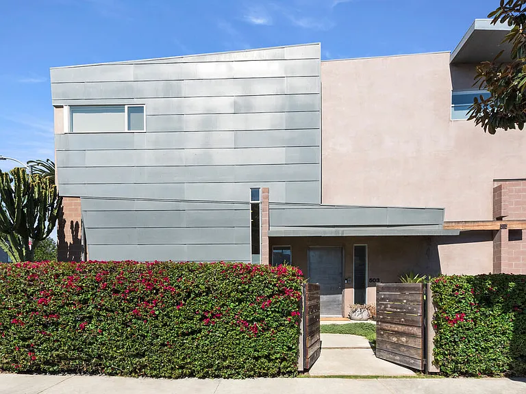 503 San Juan Ave — Photo 2