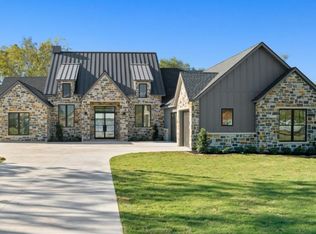 1194 The Shores Dr, Corsicana, TX 75109