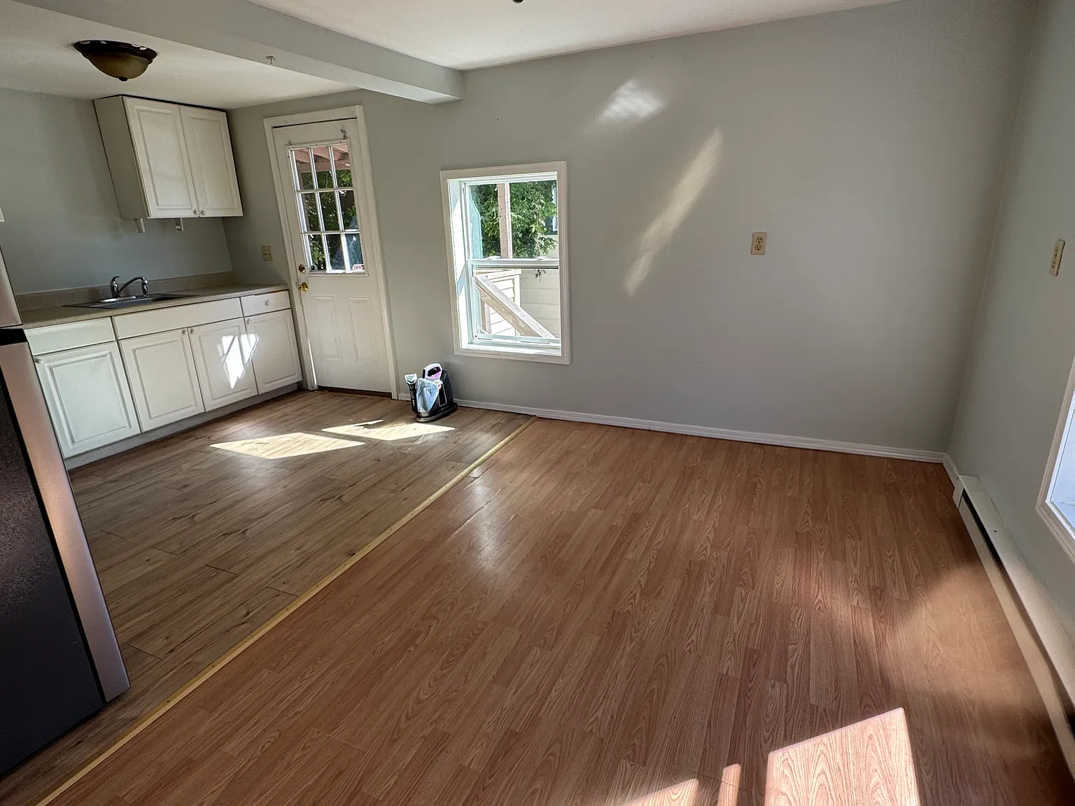 1 bed, $900 — Photo 1
