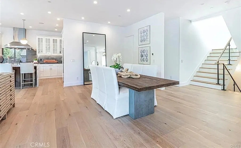 4 bed, 6.5 bath, 5299 sqft, $22,900 — Photo 4
