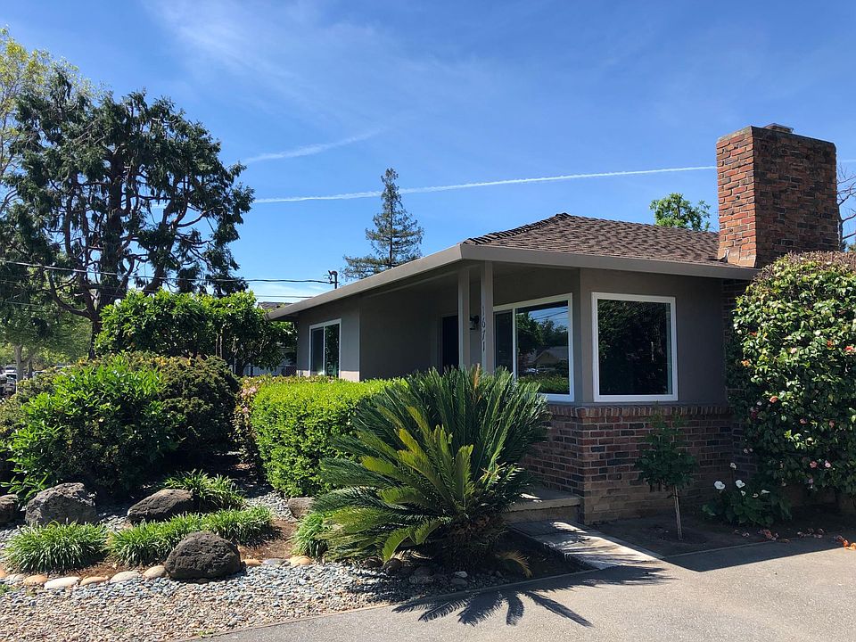 1st image of 1671 Phantom Ave