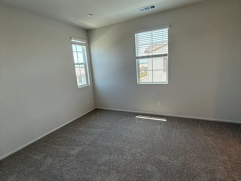 40475 Melrose Dr — Photo 11