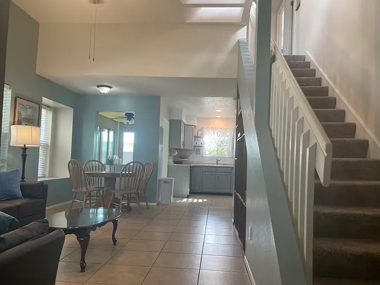 7517 Cleghorn Rd NW — Photo 3