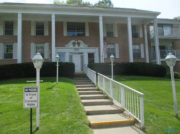 5679 Monroe St Building 4-102, Sylvania, OH 43560