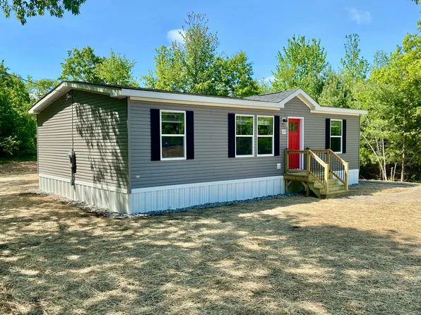 29 Broadmeadow Lane, Porter, ME 04068