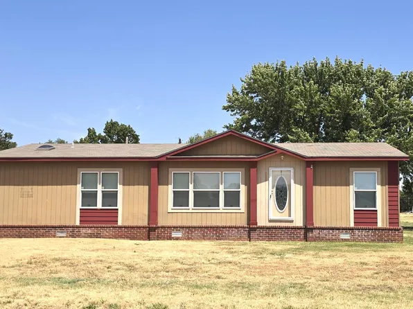 402 E Main St, Isabella, OK 73747