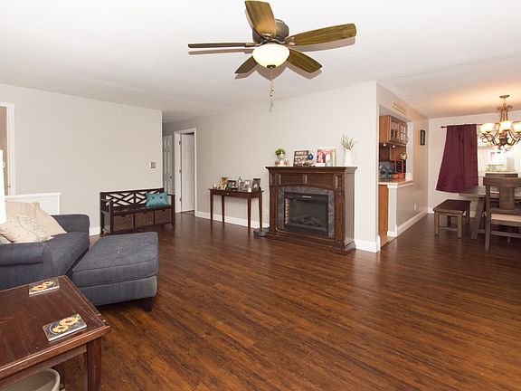 4th image of 4311 Wallington Dr