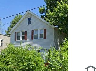 801 E 154th St, Cleveland, OH 44110