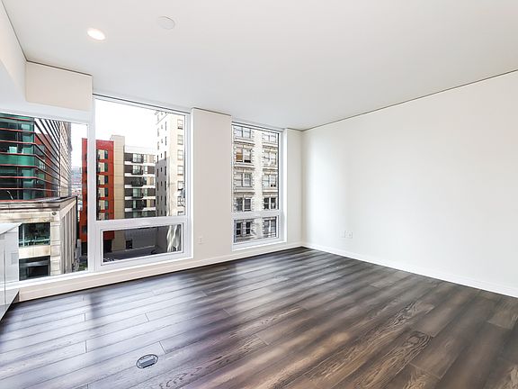 4th image of 450 S Main St #208