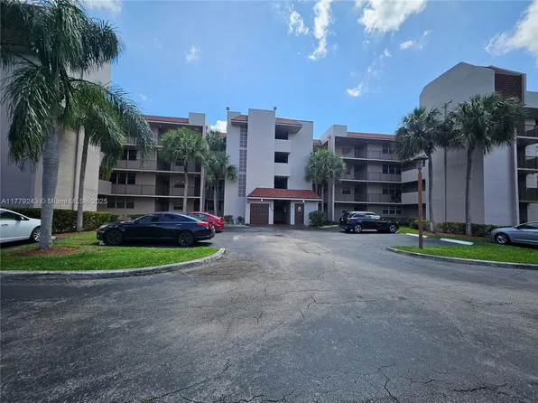 9510 Seagrape Dr APT 201, Davie, FL 33324