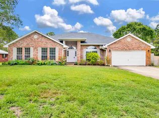 6677 Kempton St, Navarre, FL 32566