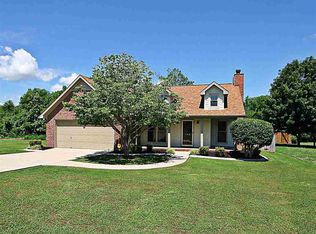135 Laredo Cir, Huntsville, AL 35811
