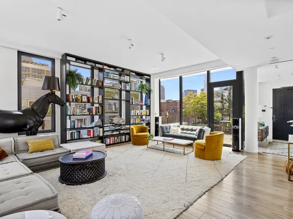 15 Renwick Street PH2 image 1 of 22