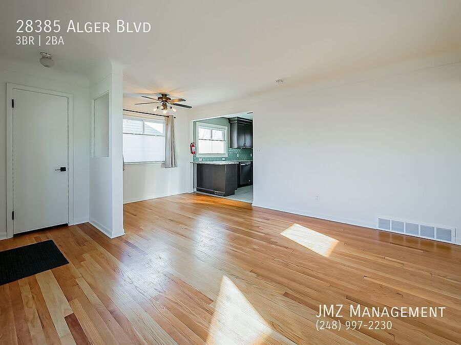 28385 Alger Blvd, Madison Heights, MI 48071 | Zillow