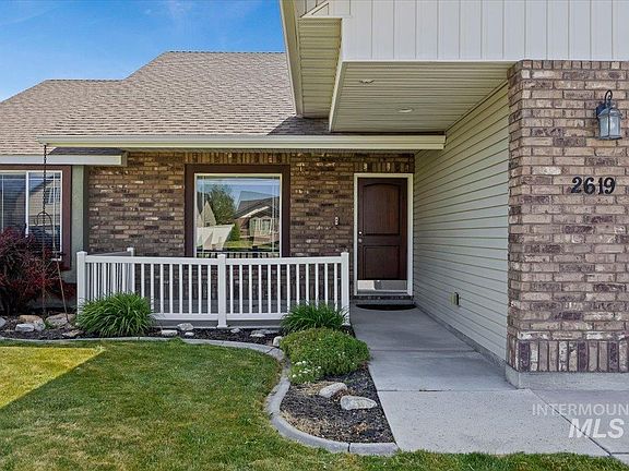 3rd image of 2619 Denali Dr