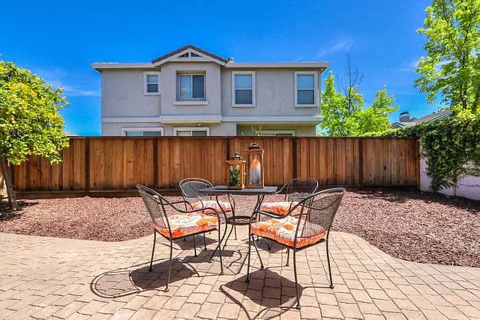 885 Windsor Hills Cir — Photo 22