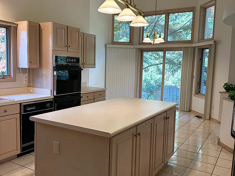 6739 Arlington Dr — Photo 19