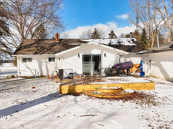 2nd image of 11345 Potter Rd