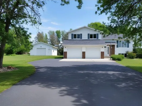 6707 Sonora Way, Bismarck, ND 58503