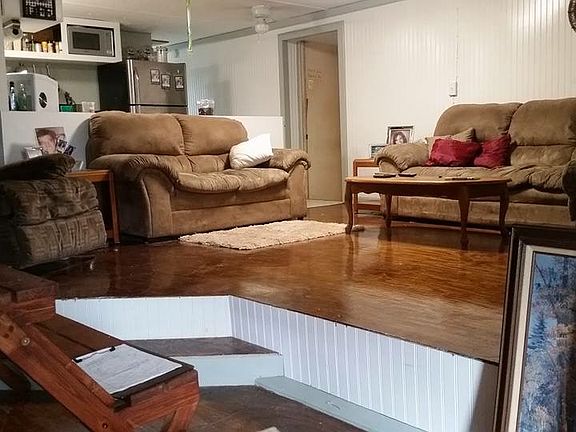 2nd image of 2218 Bedford Ct