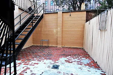 Rented by JK Dansar Corp