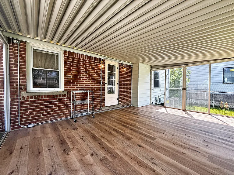 2507 Windemere Rd — Photo 22