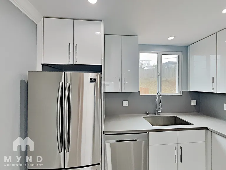 77 Westfield Ave — Photo 10