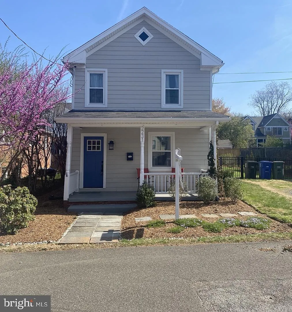 3 bed, 1500 sqft, $3,995 — Photo 1