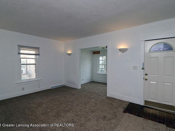2nd image of 941 Maryland Ave
