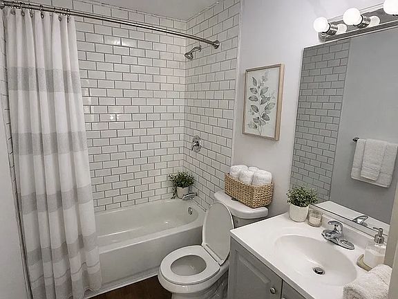 4th image of 4603 N 38th St