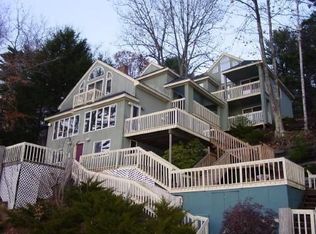 8 Donald Dr, Alton Bay, NH 03810