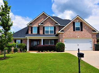 204 Charlotte Dr, Bonaire, GA 31005