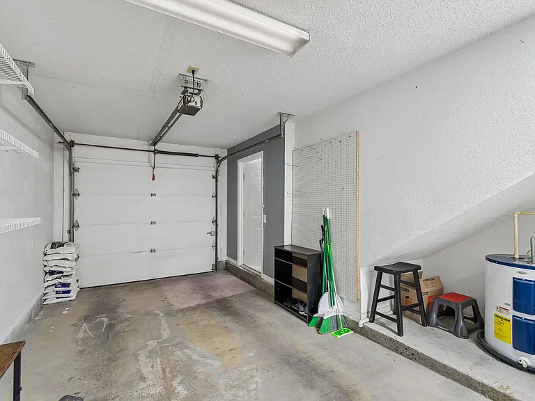 1010 Normandy Trace Rd — Photo 35