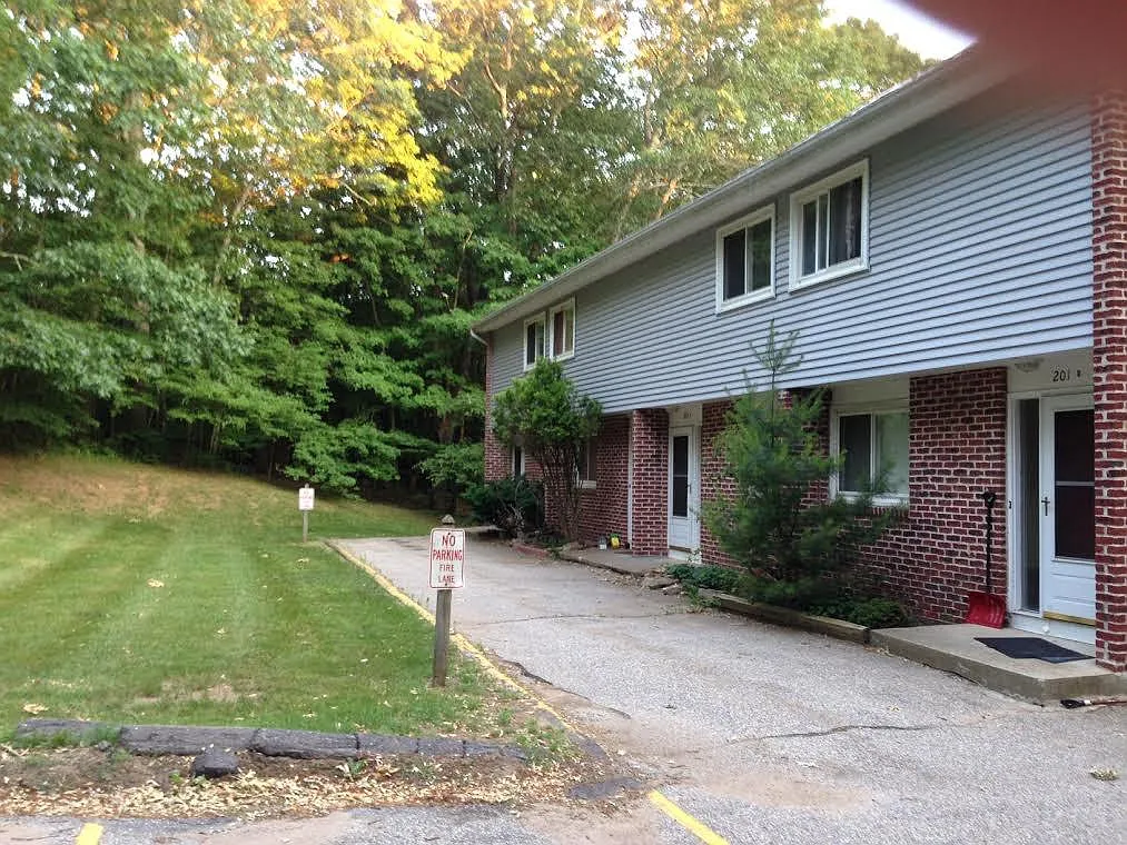 201c Baxter Road — Photo 1