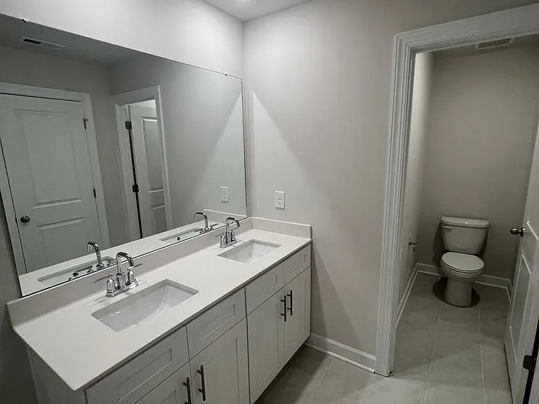 1725 Braemar Village Dr — Photo 22