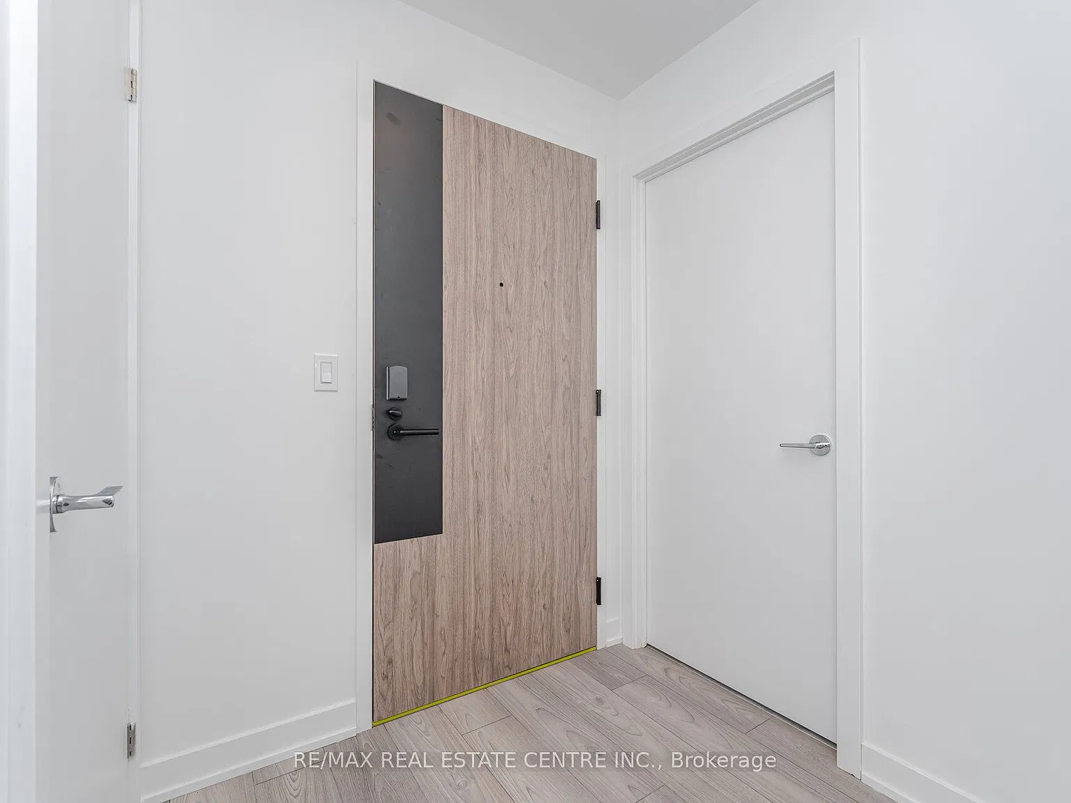 2 bed, $2,100 — Photo 4