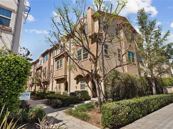 14104 W Birch Ln, Van Nuys, CA 91405