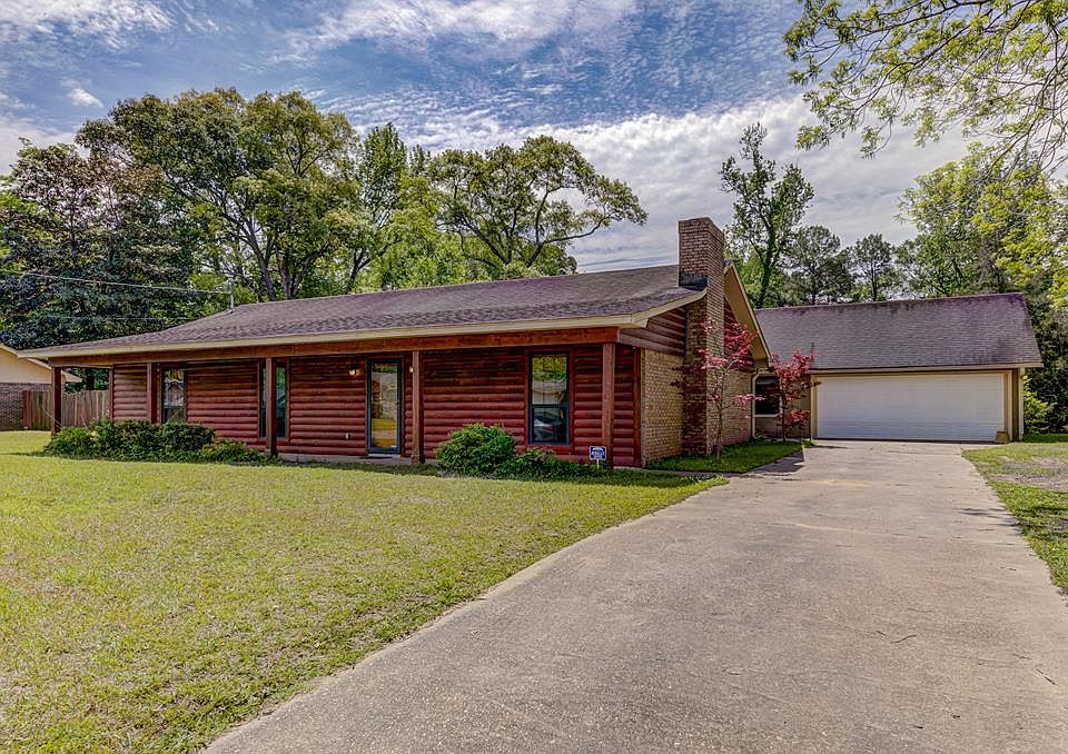 1st image of 118 Hilda Dr