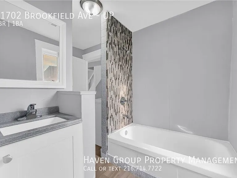 11702 Brookfield Ave #UP — Photo 14